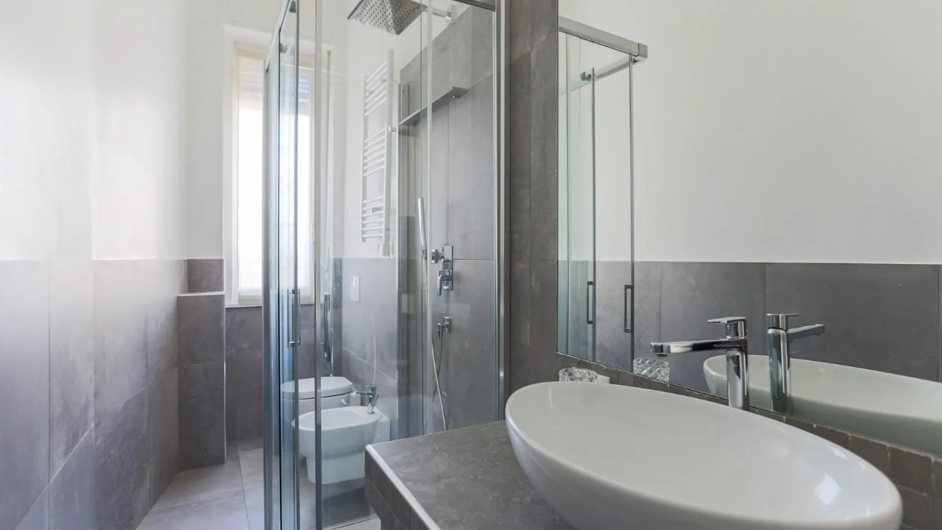 The Best Rent - Spacious Two-Bedroom Apartment In Crocetta Milan Italy